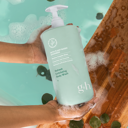 Exfoliating Body Wash with Jojoba & Walnut | Vegan